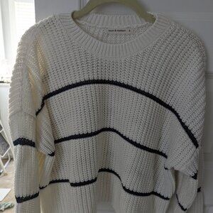 Moon & Madison striped croptop sweater